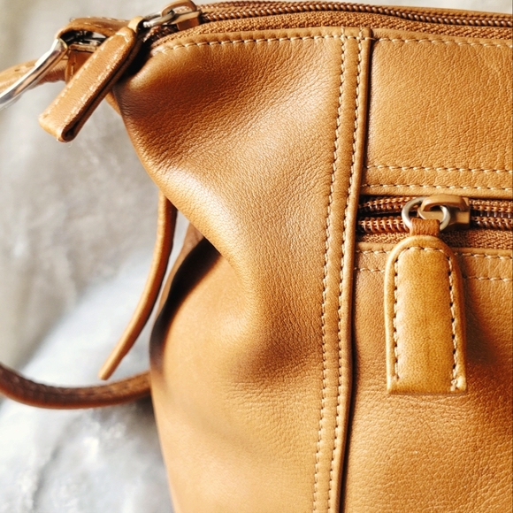 Tignanello Caramel Leather Shoulder Bag - Picture 8 of 10